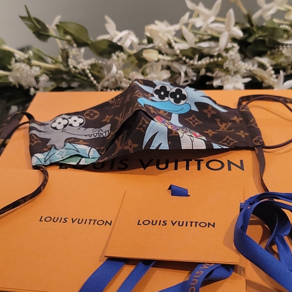 SOLD Louis Vuitton Friends Mask/Bandana - Picture 9 of 11